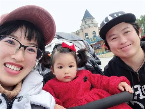 国产夫妻自拍在线,私密生活瞬间,揭秘家庭情感世界